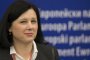Еврокомисар: Искаме по-ефикасна борба с корупцията у вас
