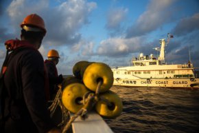 Китай блокира снабдяването на Филипините в спорни води 